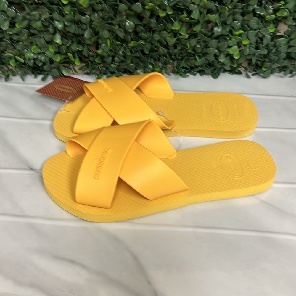 Havaianas Yellow Women's Sandals - Picture 2 of 4